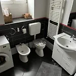 Schei 2 Apartamento