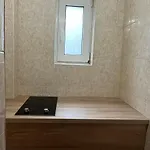 Schei 2 Apartamento