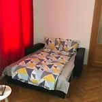 Schei 2 Apartamento
