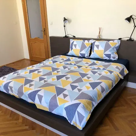 Schei 2 Brașov